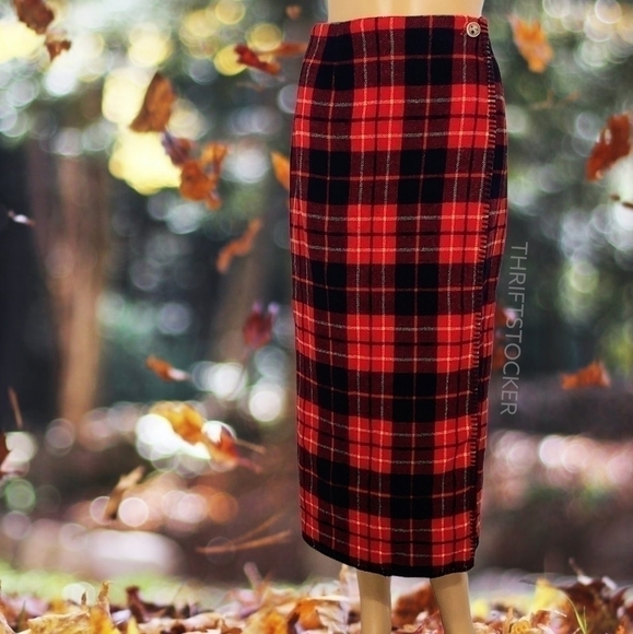 GAP Dresses & Skirts - Gap plaid Maxi Wrap Skirt size 6